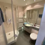 Weingutshotel Piesporter Goldtroepfchen 3* Piesport