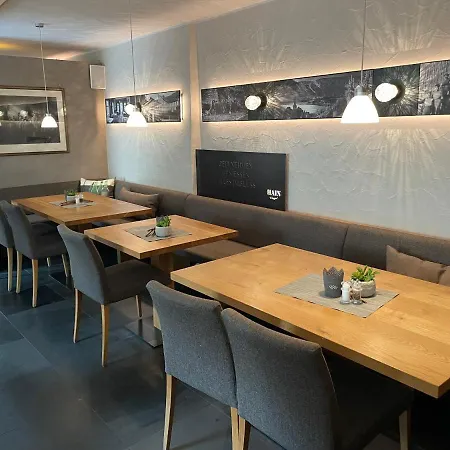 Weingutshotel Piesporter Goldtroepfchen Piesport