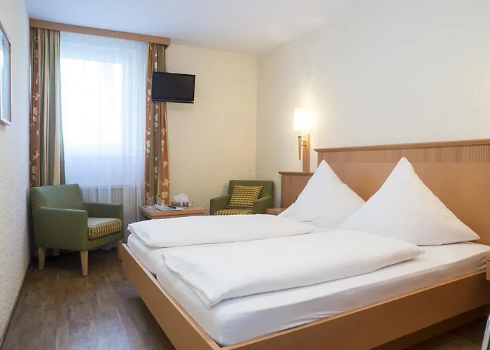 Weingutshotel Piesporter Goldtroepfchen فندق